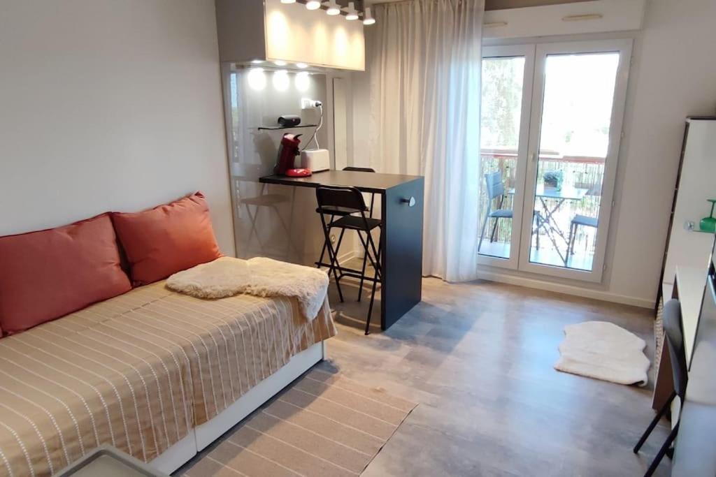 Manhattan Climatise Balcon Ensoleille Parking Nord Montpellier